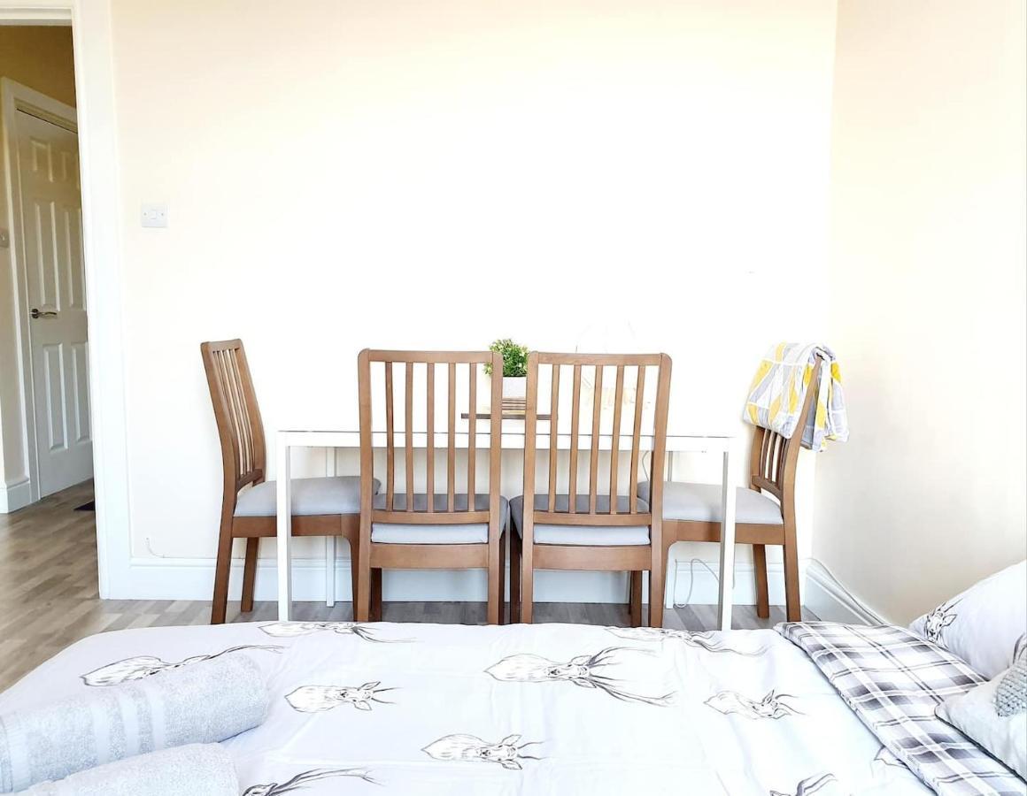 Gorgeous, Light & Airy Apartment In The Heart Of The West End, Close To Sec And Hydro Глазго Экстерьер фото